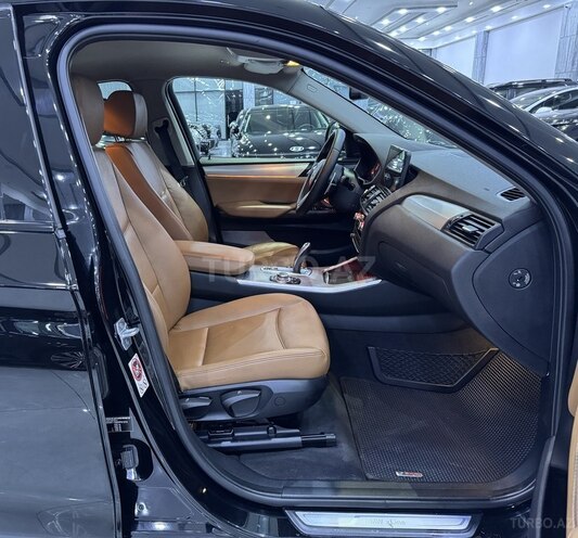 BMW X4-12