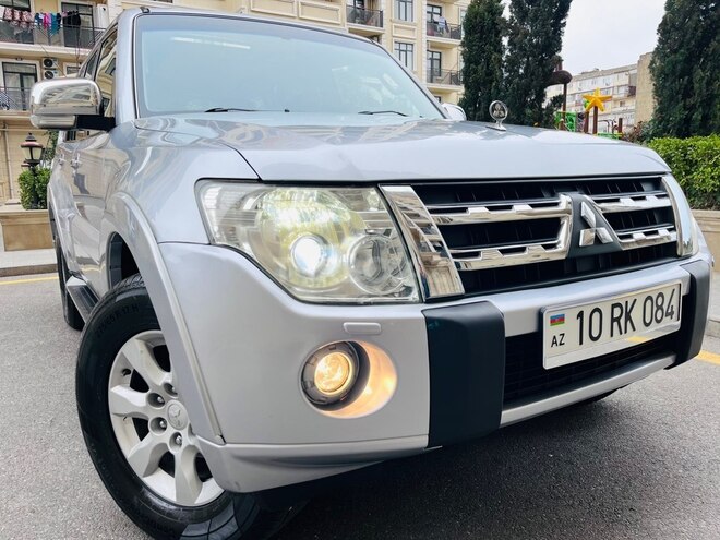 Mitsubishi Pajero 2012, 102,000 km - 3.5 л - Bakı