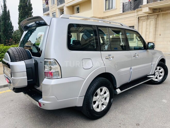 Mitsubishi Pajero 2012, 102,000 km - 3.5 л - Bakı