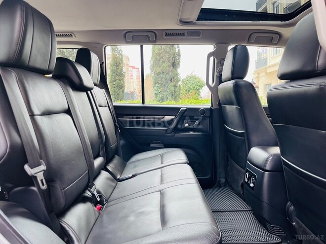 Mitsubishi Pajero 2012, 102,000 km - 3.5 л - Bakı