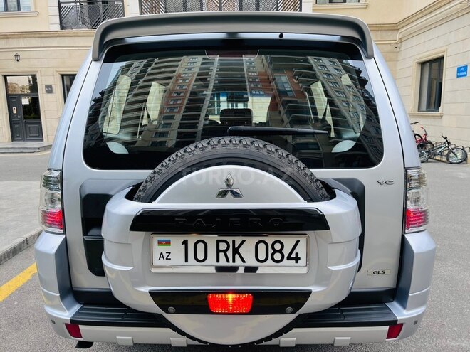 Mitsubishi Pajero 2012, 102,000 km - 3.5 л - Bakı