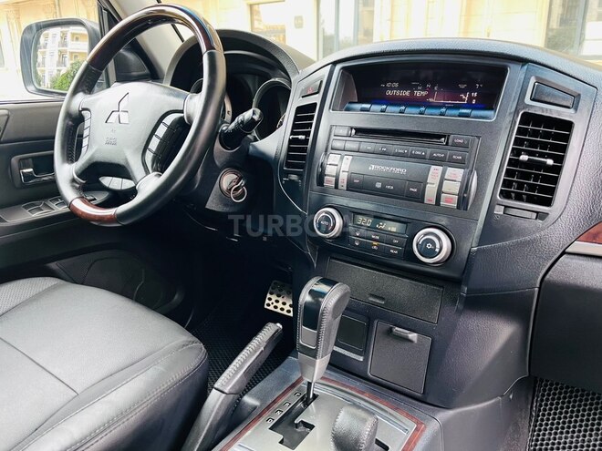 Mitsubishi Pajero 2012, 102,000 km - 3.5 л - Bakı