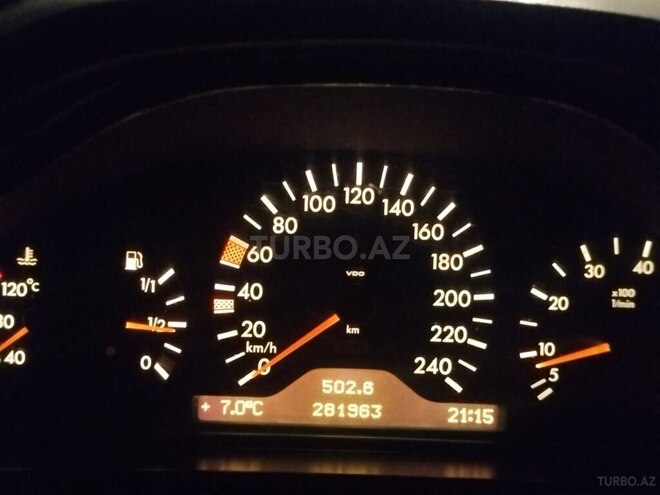 Mercedes E 240 1999, 281,963 km - 2.4 л - Gəncə