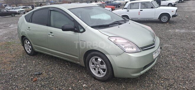 Toyota Prius 2006, 357,120 km - 1.5 l - Beyləqan