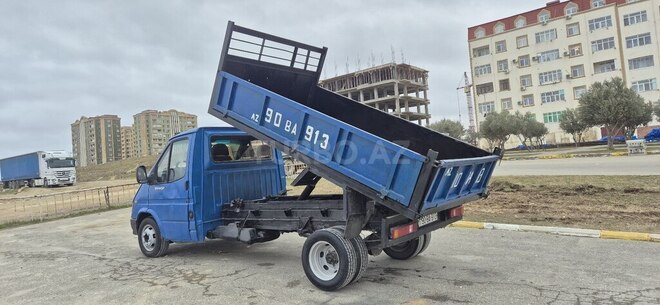 Ford Transit-15