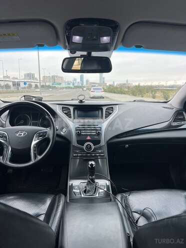 Hyundai Grandeur 2015, 217,215 km - 2.2 л - Bakı