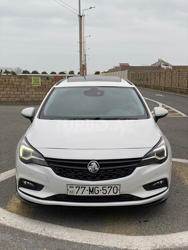 Opel Astra 2018, 215,000 km - 1.6 l - Bakı