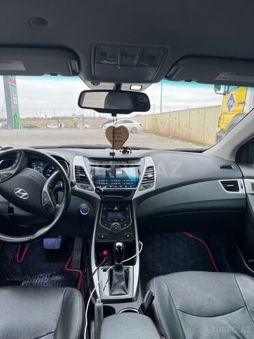 Hyundai Elantra 2015, 195,000 km - 1.8 л - Bakı