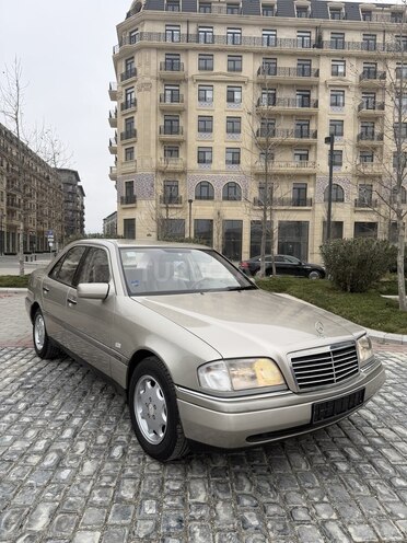 Mercedes C 200 1996, 207,000 km - 2.0 л - Bakı