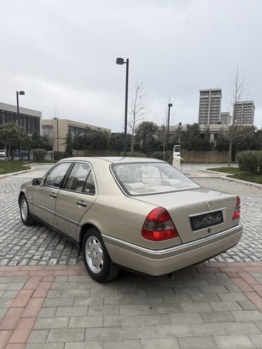 Mercedes C 200 1996, 207,000 km - 2.0 л - Bakı