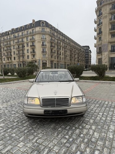 Mercedes C 200 1996, 207,000 km - 2.0 л - Bakı