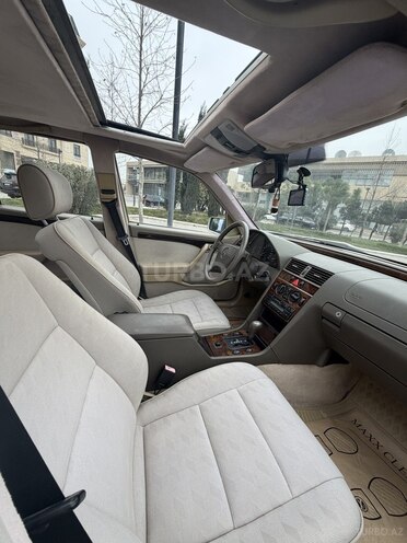 Mercedes C 200 1996, 207,000 km - 2.0 л - Bakı