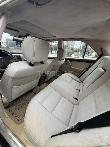 Mercedes C 200 1996, 207,000 km - 2.0 л - Bakı