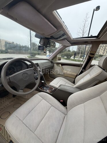 Mercedes C 200 1996, 207,000 km - 2.0 л - Bakı