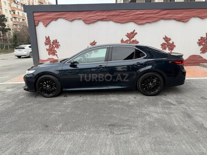 Toyota Camry-3