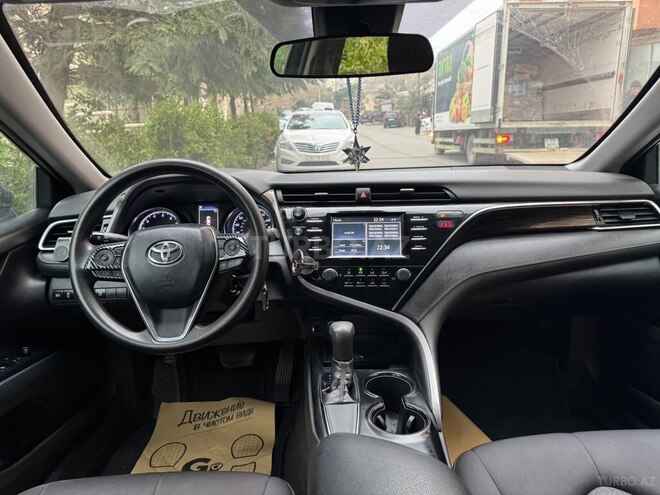 Toyota Camry-11