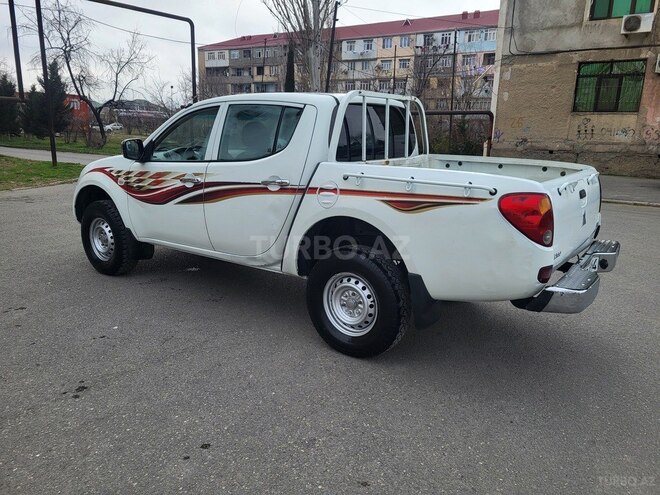 Mitsubishi L200 2012, 213,000 km - 2.5 l - Xırdalan
