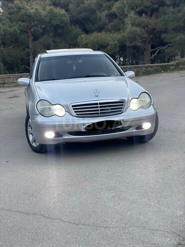 Mercedes C 240 2001, 214,518 km - 2.6 l - Bakı