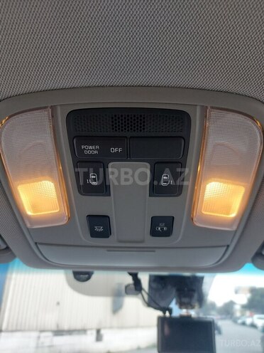 Kia Carnival 2016, 195,200 km - 2.2 l - Bakı