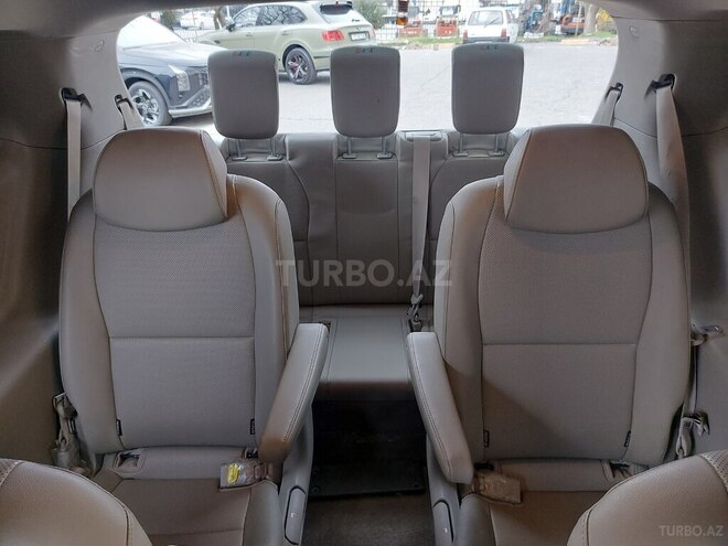 Kia Carnival 2016, 195,200 km - 2.2 l - Bakı