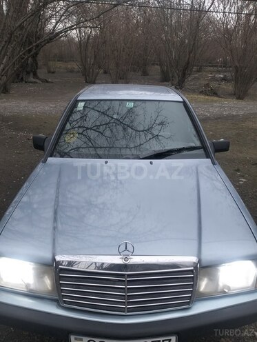 Mercedes 190 1990, 30,000 km - 1.8 л - Qəbələ