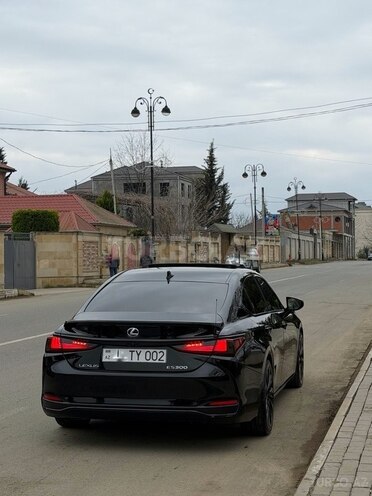 Lexus ES 300h 2020, 90,000 km - 2.5 l - Bakı