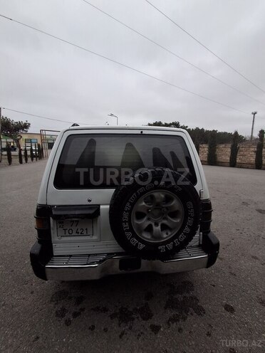 Mitsubishi Pajero 1993, 198,000 km - 2.5 л - Bakı