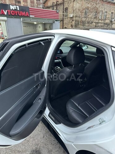 Hyundai Sonata-8