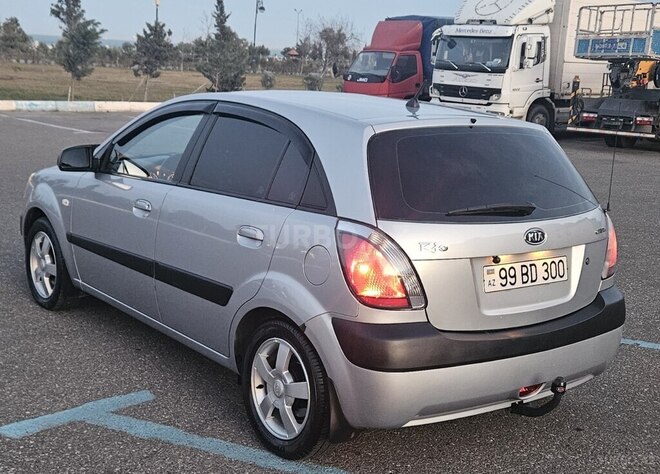 Kia Rio 2005, 196,000 km - 1.5 l - Sumqayıt
