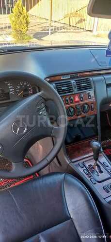 Mercedes E 240 1999, 268,000 km - 2.4 л - Hacıqabul