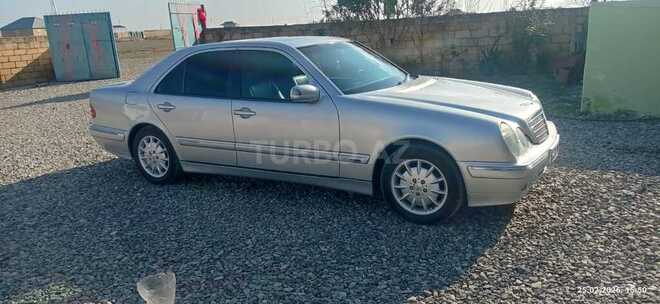 Mercedes E 240 1999, 268,000 km - 2.4 л - Hacıqabul