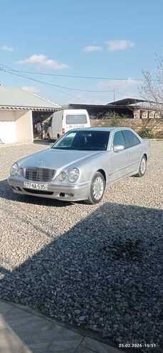 Mercedes E 240 1999, 268,000 km - 2.4 л - Hacıqabul