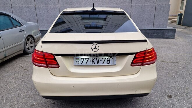 Mercedes E 250 2015, 470,000 km - 2.1 l - Bakı