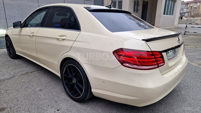 Mercedes E 250 2015, 470,000 km - 2.1 l - Bakı