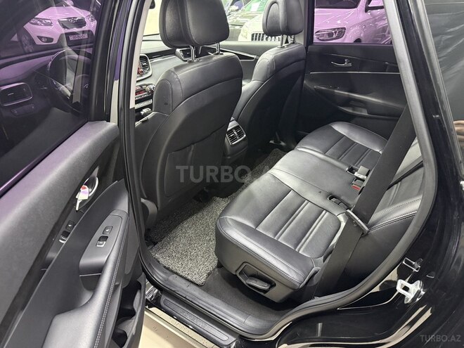 Kia Sorento-10