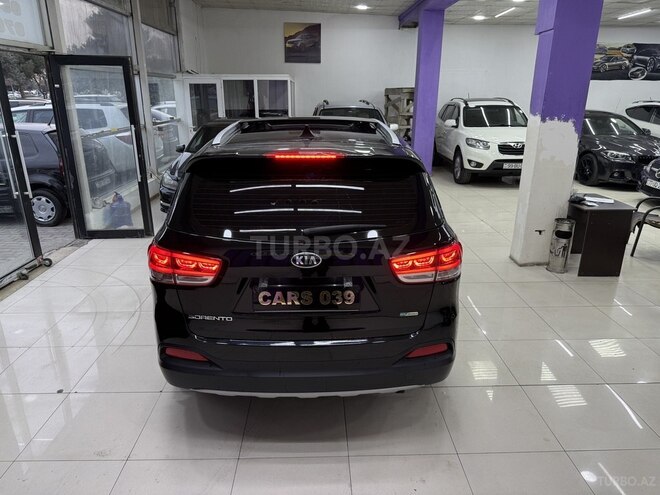 Kia Sorento-13