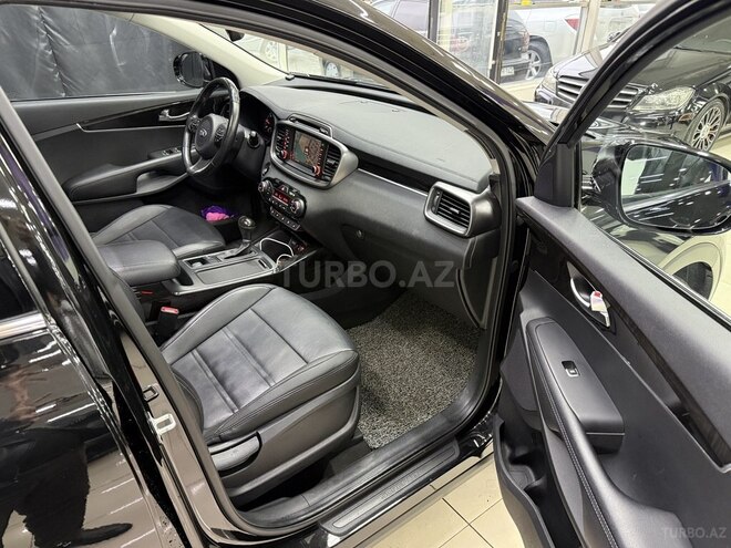 Kia Sorento-8
