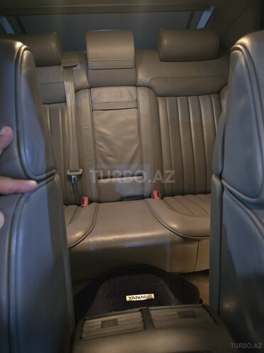 Volkswagen Phaeton-13