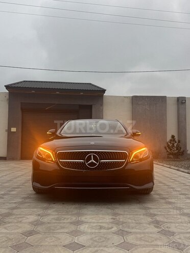 Mercedes E 220 d 2018, 145,000 km - 2.0 l - Bakı