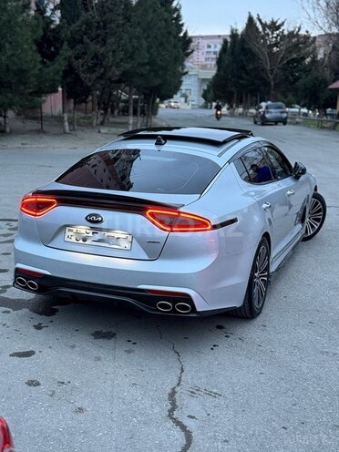 Kia Stinger 2018, 110,000 km - 2.0 л - Bakı