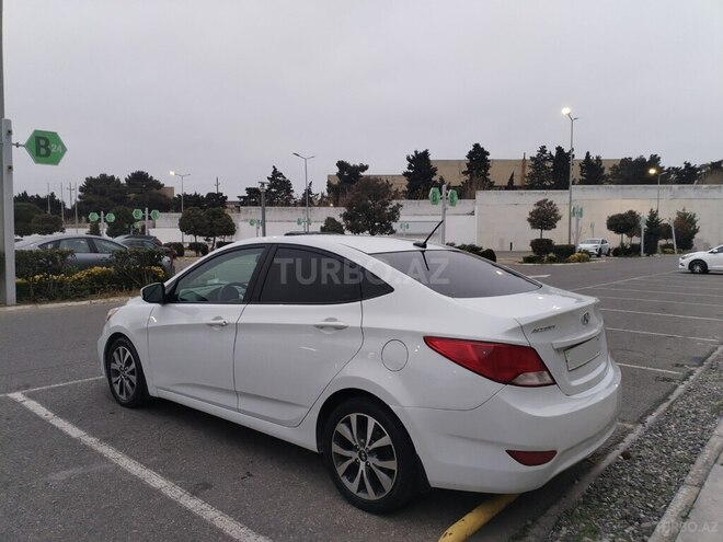 Hyundai Accent 2017, 125,000 km - 1.6 л - Bakı