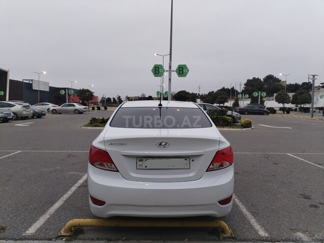 Hyundai Accent 2017, 125,000 km - 1.6 л - Bakı