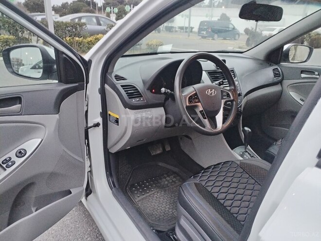 Hyundai Accent 2017, 125,000 km - 1.6 л - Bakı