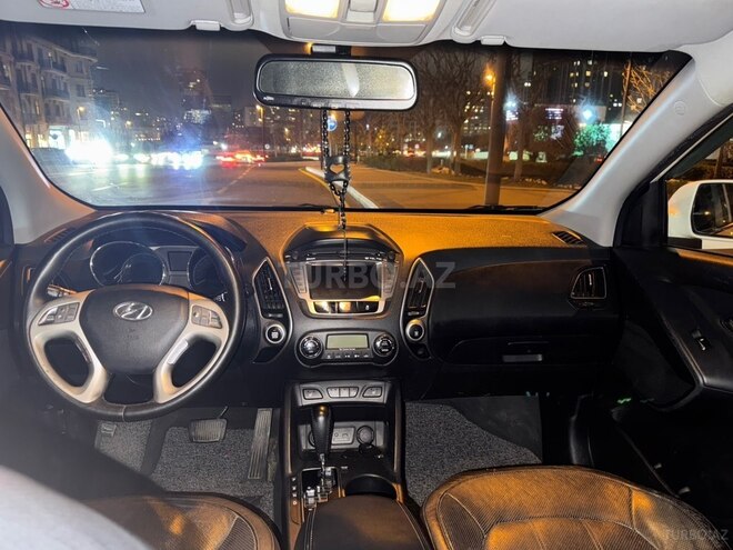 Hyundai Tucson 2012, 210,000 km - 2.0 l - Bakı