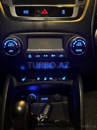 Hyundai Tucson 2012, 210,000 km - 2.0 l - Bakı