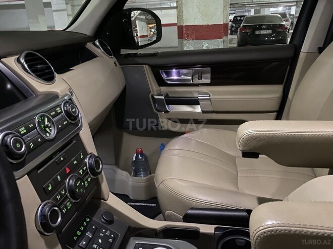 Land Rover Discovery-11