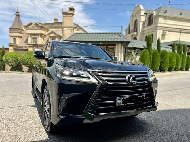 Lexus LX 450d-13