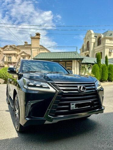 Lexus LX 450d-14
