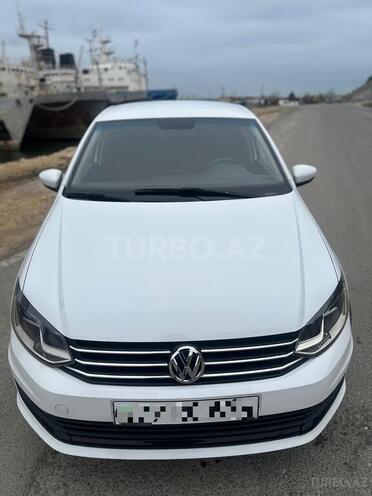 Volkswagen Polo-1