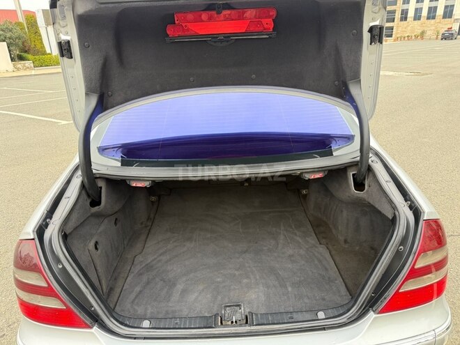Mercedes E 220 2002, 372,647 km - 2.2 l - Lənkəran